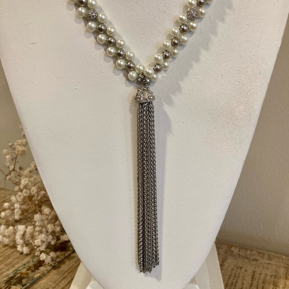 White House Black Market Silver Tone Faux Pearl Rhinestone Tassel Necklace - Picture 8 of 16
